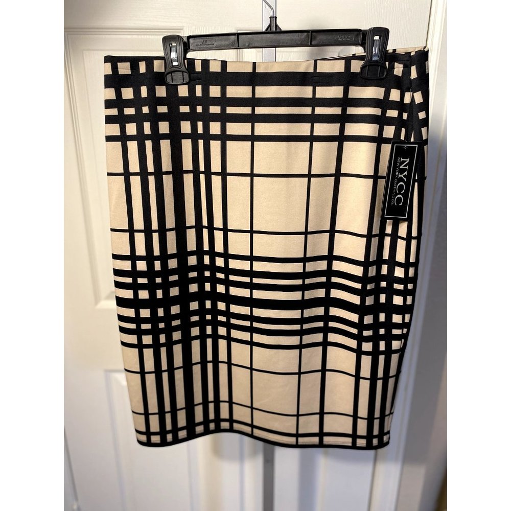 NYCC Pencil Skirt Pull On Black and Tan Checkered Size Large New